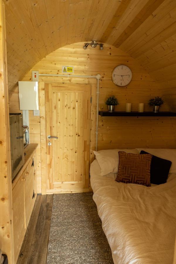 Ivy Hill Glamping Pod Leilighet Ennis Eksteriør bilde